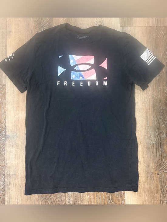 Under Armour Other - Under Armour Black Freedom Graphic Tee with Red & Blue Flag Accent, Boys YXL